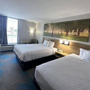Suite Two Double Beds Non-Smoking